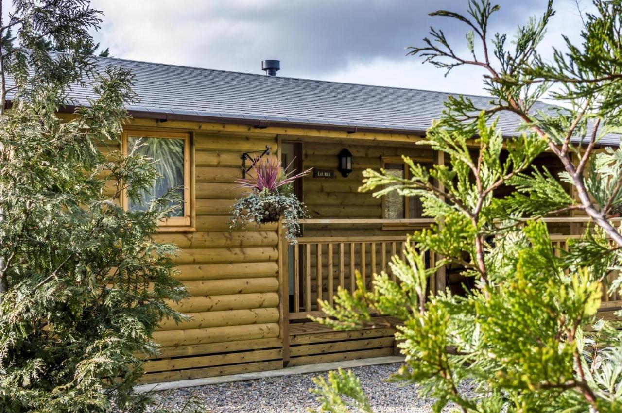 Laurel Lodge - 2 Bedroom Log Cabin - St Florence Saint Florence Extérieur photo